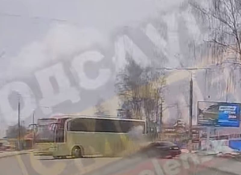 Стали известны последствия столкновения легковушки и автобуса  в Смоленске