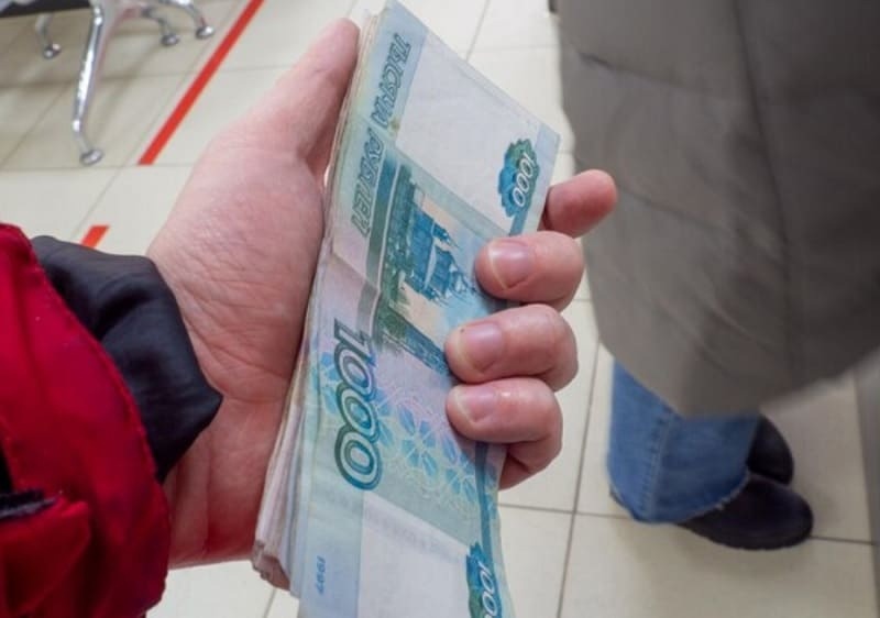 Смолянин за 10 тыс. рублей согласился стать  бизнесменом