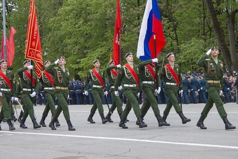 Александр Новиков поздравил всех причастных с Днем войск противовоздушной обороны