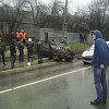 В Смоленске на улице Калинина легковушка врезалась в столб и перевернулась: два человека погибли