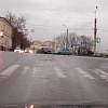 В Смоленске на выезде с виадука столкнулись автомобили