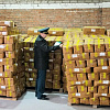 Смоленская таможня передала 27 тысяч пар конфискованной обуви в новые регионы