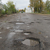 В райцентре Смоленской области спустя несколько дней развалились отремонтированные дороги