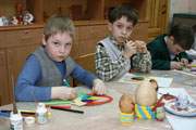 Дети в Смоленске встречают Пасху