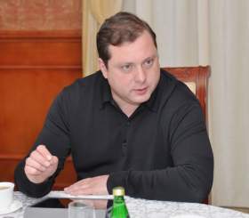 Алексей Островский: «Поставить свои амбиции ниже интересов области»