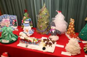 В смоленском музее «В мире сказки» работает выставка снеговиков