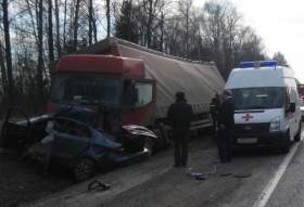 В Смоленской области в ДТП на трассе М1 погибли четыре человека