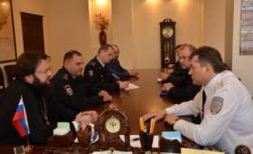 Смоленские полицейские готовы обеспечить правопорядок во время пасхальных мероприятий