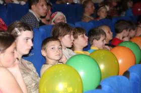 В Смоленске прошла церемония закрытия благотворительной кинонедели "Детский КиноМай"