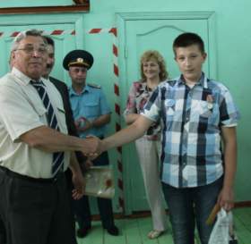В Смоленской области семиклассника наградили за спасение товарища