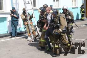Пожарно-тактические учения прошли на смоленском железнодорожном вокзале