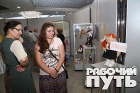 В культурно-выставочном центре имени Тенишевых прошла специальная благотворительная акция для многодетных семей города Смоленска