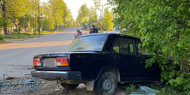 В Смоленской области 82-летний водитель попал в больницу после аварии
