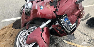 В Смоленской области мотоциклист догнал «УАЗ» и пострадал в ДТП