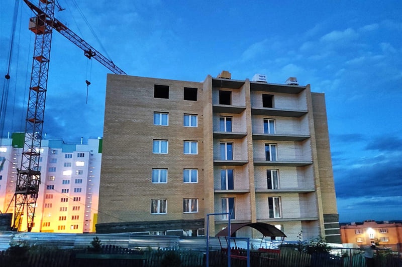В сентябре в Смоленской области на кадастровый учет поставлено 279 индивидуальных жилых домов и 24 многоэтажки
