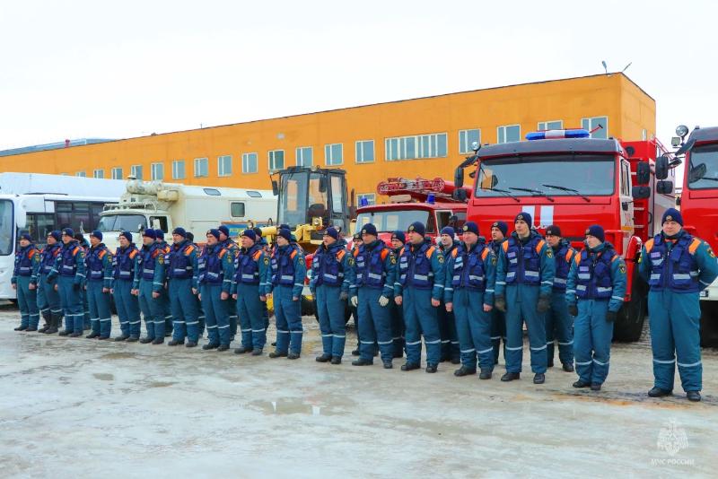 Смоленские спасатели участвуют во Всероссийских командно-штабных учениях