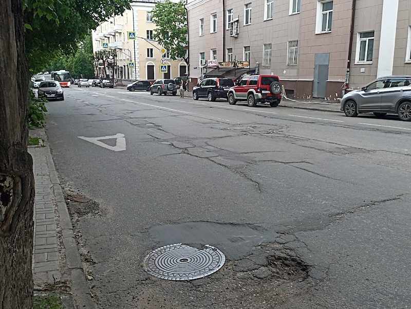 В Смоленске отремонтируют одну из самых «убитых» центральных улиц