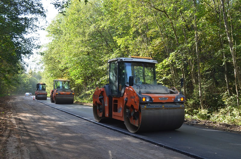 В Смоленском районе ремонтируют дороги