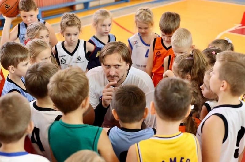 Девять лет системной работы. Как в Смоленской области развивают детский баскетбол?