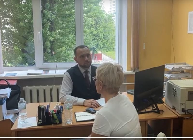 СУ СКР по Смоленской области опубликовало видео задержания  сотрудницы налоговой и бизнесмена