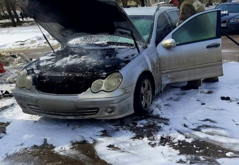 В Смоленском районе на ходу загорелся автомобиль