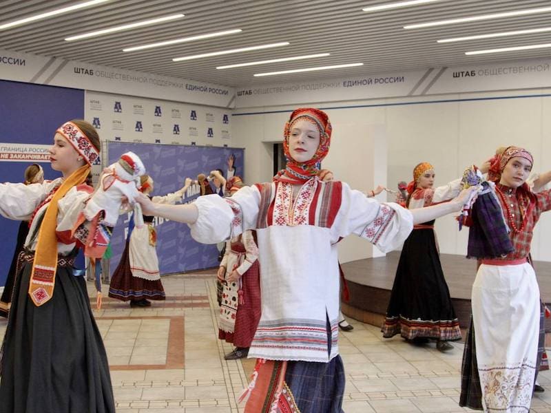 В Смоленске организовали творческий фестиваль для матерей участников СВО