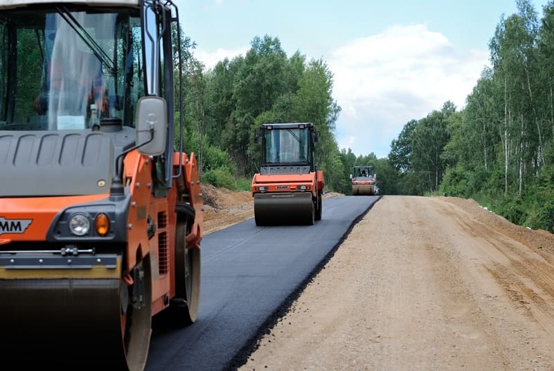 Василий Анохин о состоянии дорог в Смоленской области: «Мы решаем эту проблему»