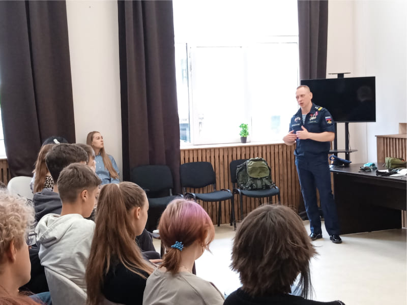 В Смоленской области ветеран СВО провел мастер-класс по оказанию медицинской помощи
