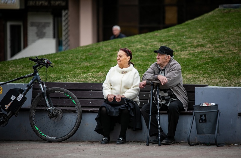 ВТБ: пенсионеры смогут получить кешбэк за покупки в аптеках