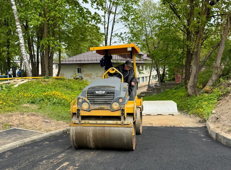 В Смоленске отремонтируют дорогу к детскому саду