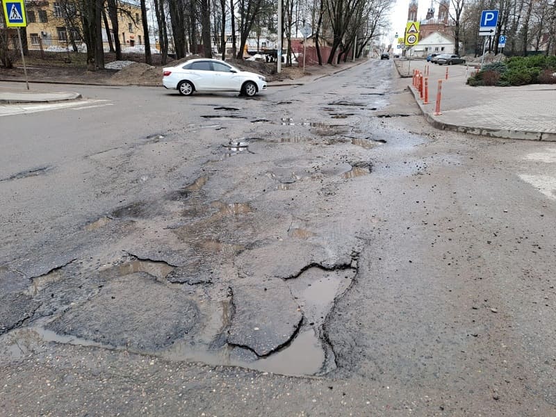 Полный список улиц, которые отремонтируют в Смоленске в 2023-м