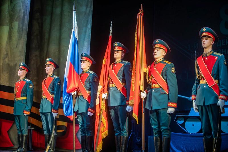 В Смоленске прошло торжественное собрание, посвященное 80-летию 1-ой танковой армии
