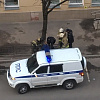"Работает кинолог". В центре Смоленска полицейские и спасатели оцепили часть жилого дома