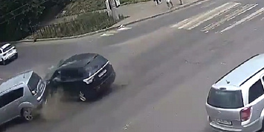Появилось видео аварии на Николаева в Смоленске