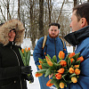 Игорь Ляхов поздравил смолянок с Международным женским днём