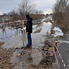 В Смоленской области подтоплено две дороги и приусадебный участок