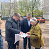 Мэр Смоленска посетил выбранные для благоустройства дворы