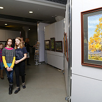 Выставка "Сергей Андрияка и ученики школы живописи" открылась в Смоленске