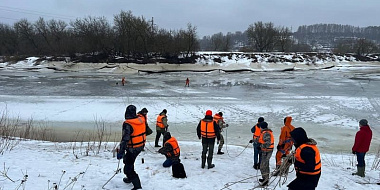 Водолазы опубликовали отчет о поисках юного смолянина, провалившегося под лед
