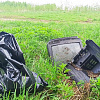221 мешок мусора и телевизор. Смоленские волонтеры продолжают расчистку берега озера