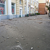 В центре Смоленска у жилого дома обвалился кусок стены