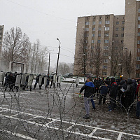 Смоленская полиция провела учения по ликвидации массовых беспорядков