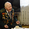 Алексей Островский поздравил смолянина-ветерана Ивана Васильевича Соколова с 98-летием