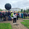 В Смоленске возле «Опаленного цветка» высадили рябиновую аллею