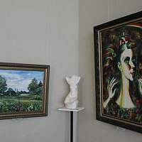 Выставка  "ART весна" в смоленском Доме художников