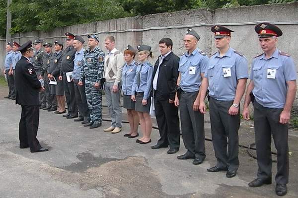 Дежурная видное. Полиция Смоленск. Сотрудники полиции в Смоленске. Милиция 2000-х. Смоленская полиция дежурный.